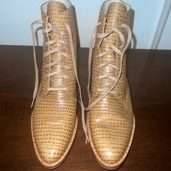 Freda Salvador croc embossed tan boots - Picture 4 of 5